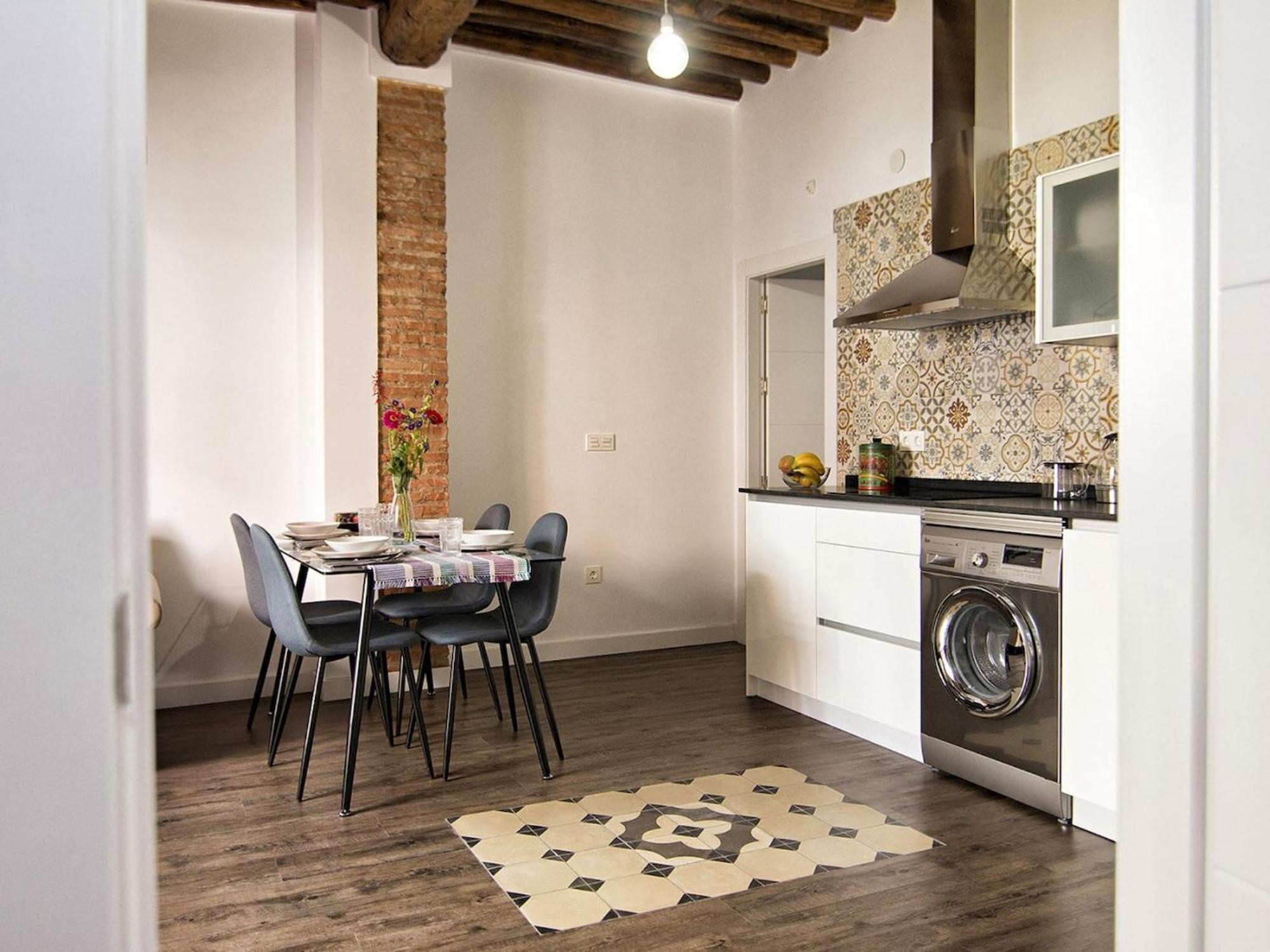 Chezmoihomes Sweet & Trendy Nest In Granada Center For 6 ภายนอก รูปภาพ
